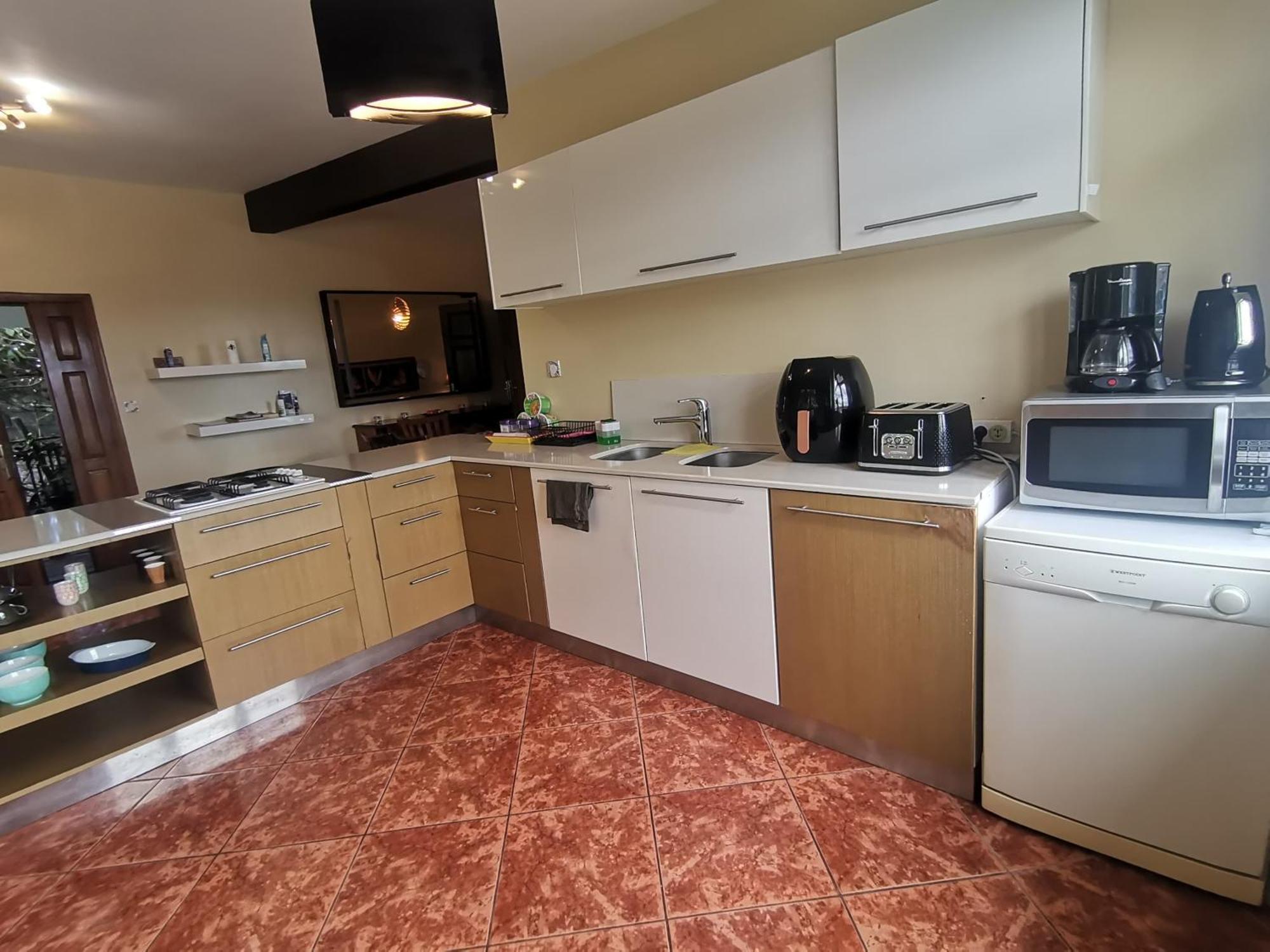 Modern Apartment/3Bedrooms/2Bathrooms/Rooftop/Jacuzzi Pointe aux Sable Bagian luar foto