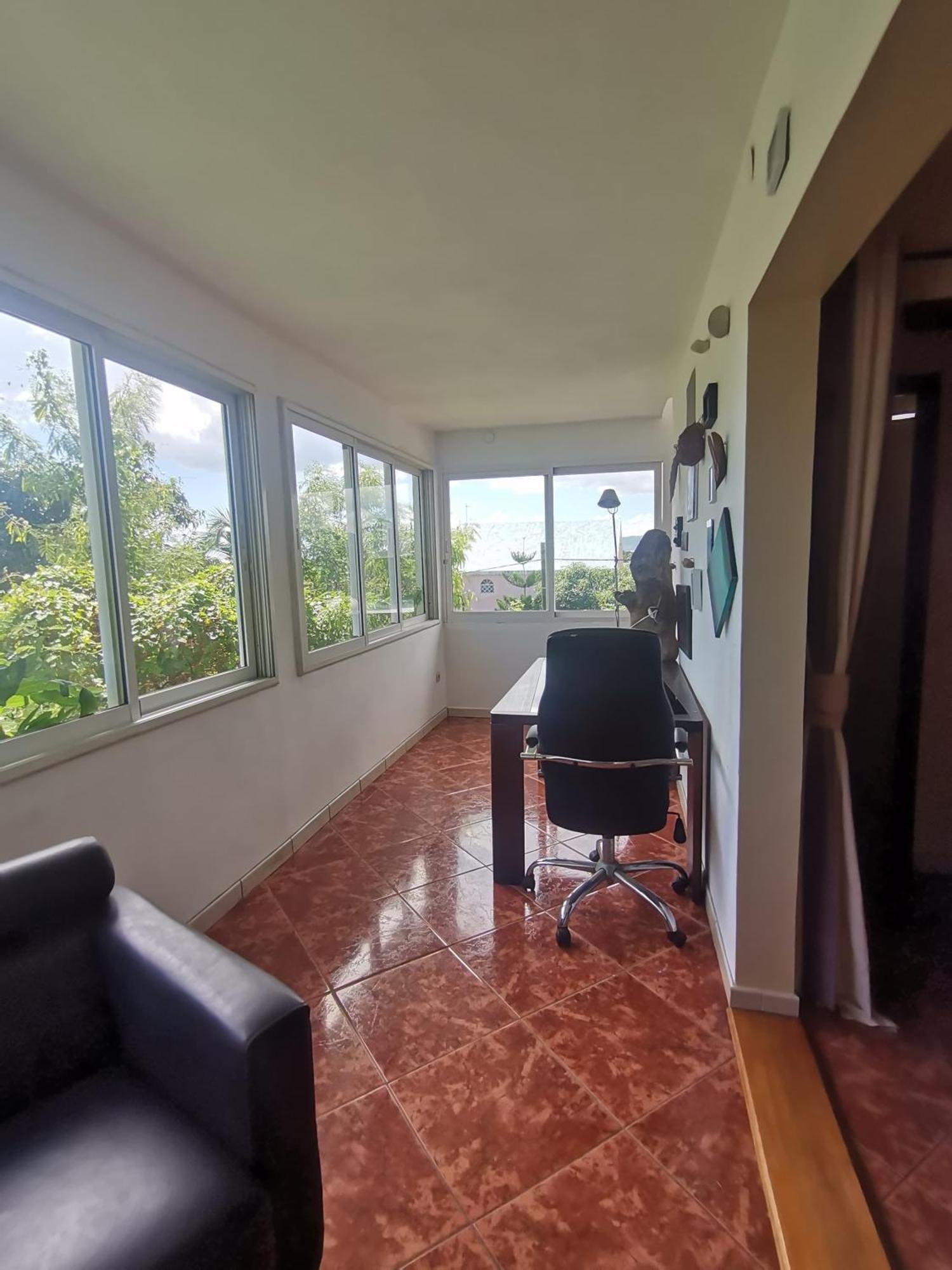 Modern Apartment/3Bedrooms/2Bathrooms/Rooftop/Jacuzzi Pointe aux Sable Bagian luar foto