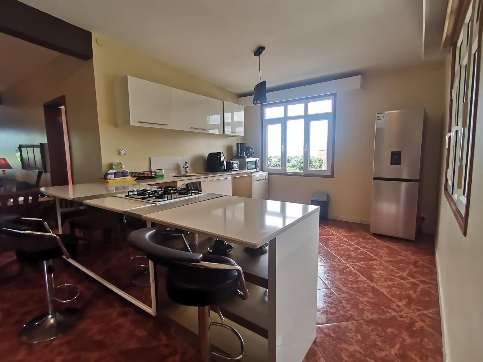 Modern Apartment/3Bedrooms/2Bathrooms/Rooftop/Jacuzzi Pointe aux Sable Bagian luar foto